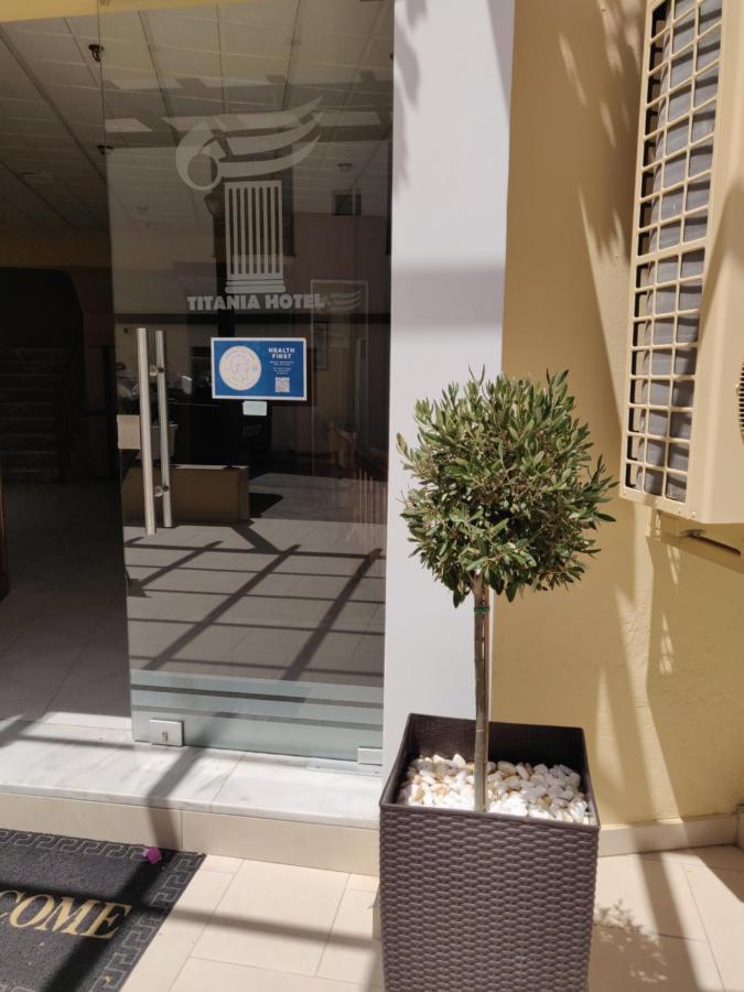 Titania Hotel Karpathos Extérieur photo