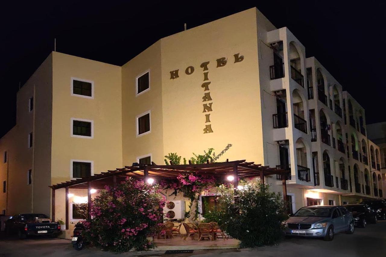 Titania Hotel Karpathos Extérieur photo