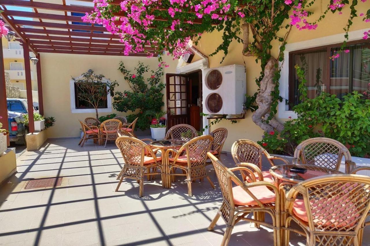 Titania Hotel Karpathos Extérieur photo