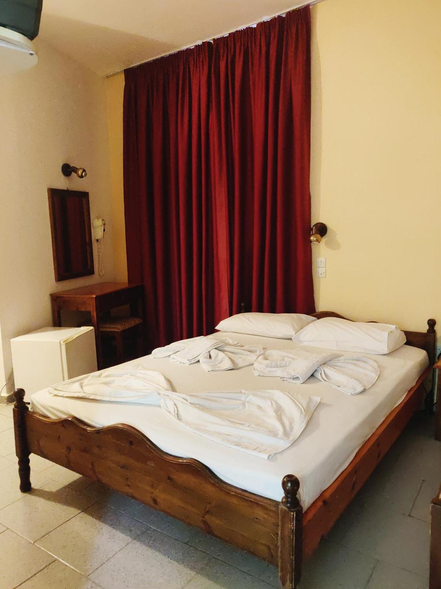 Titania Hotel Karpathos Chambre photo