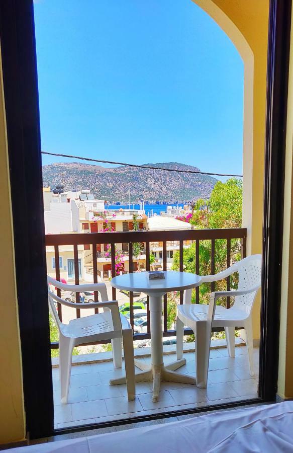 Titania Hotel Karpathos Extérieur photo